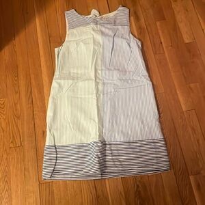 Vineyard Vines White and Navy Striped Sleeveless Shift Dress